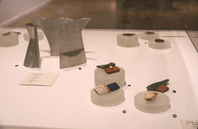 The Contemporary Young Korean Metal Arts Invitational, installation view, 2000.