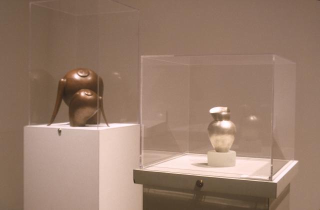 The Contemporary Young Korean Metal Arts Invitational, installation view, 2000.